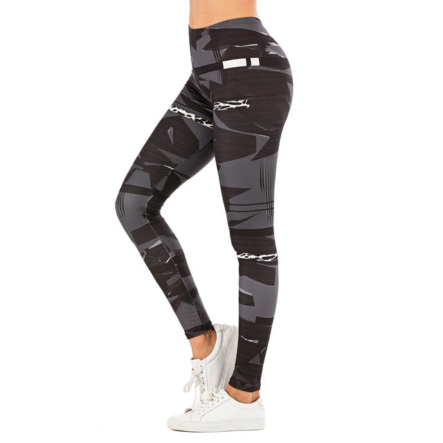 Women Legging Leaf Printing Product information: Fabric name: Knitting Function: breathable, slimming, sweat absorption, self-cultivation, butt lift size Waist (Stretch) Hip (Stretch) Length (Stretch) inch cm inch cm inch cm One Size 23-34 60-88 37-45 96-116 36.2 92 Packing List: Yoga pants *1 